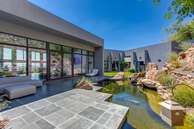 4228 E Highlands Dr in Paradise Valley, AZ - Building Photo - Building Photo