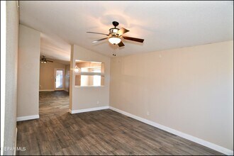 3020 Tierra Mina Dr in El Paso, TX - Building Photo - Building Photo