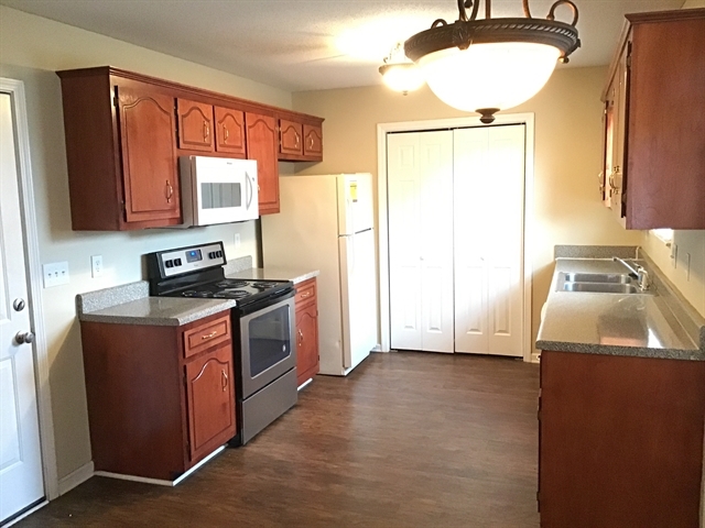 3494 Sandpiper Dr in Clarksville, TN - Building Photo - Building Photo