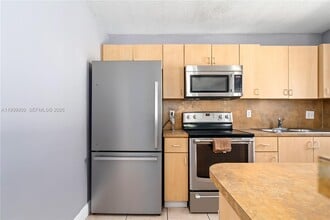 760 NW 80th St in Miami, FL - Building Photo - Building Photo