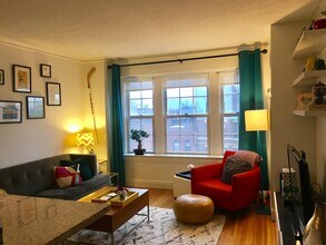 534 Beacon St, Unit 703 in Boston, MA - Building Photo - Building Photo