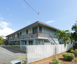 Nuuanu Gardens in Honolulu, HI - Building Photo - Building Photo