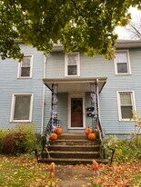 112 S Mills St, Unit 1 in Madison, WI - Building Photo