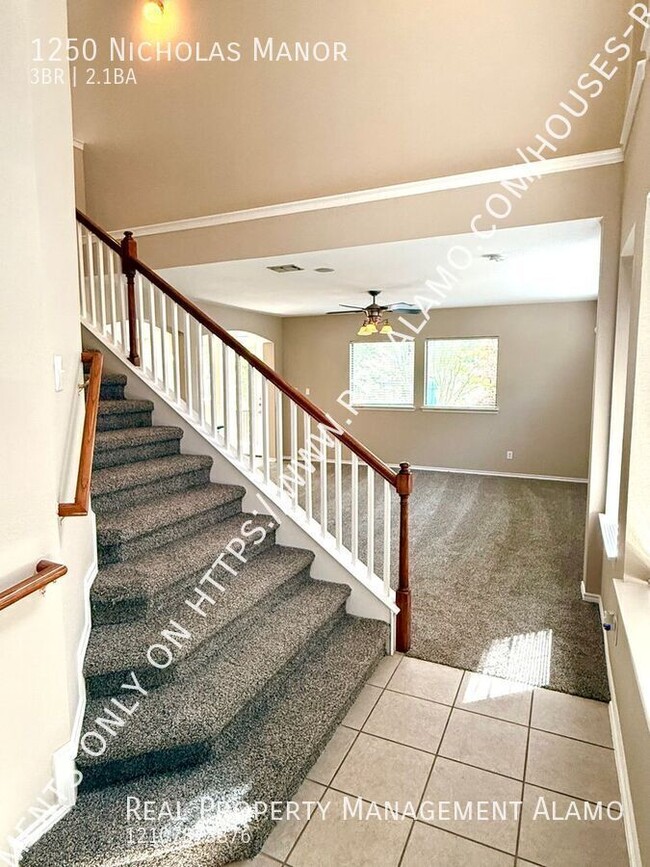 1250 Nicholas Mnr in San Antonio, TX - Building Photo - Building Photo