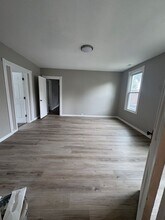7100 Lawn Ave in Cleveland, OH - Building Photo - Building Photo