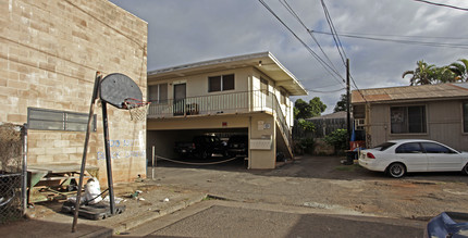 922 Palm Pl in Wahiawa, HI - Building Photo - Building Photo