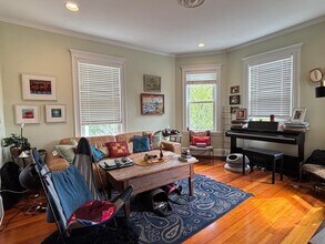 12 White Ave in Brookline, MA - Building Photo - Building Photo