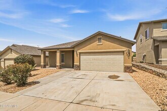 7533 Red Cedar Dr in El Paso, TX - Building Photo - Building Photo