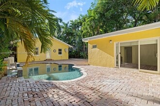 2465 Inagua Ave in Miami, FL - Building Photo - Building Photo