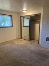 845 Morton Pl, Unit 845 in Lebanon, OR - Foto de edificio - Building Photo