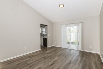 2493 Bluffton Dr in Jacksonville, FL - Building Photo - Building Photo