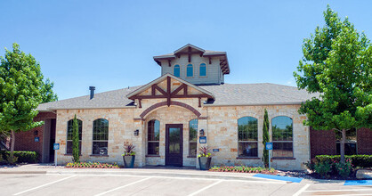 Retreat at Stonebridge Ranch Apartments in McKinney, TX - Building Photo - Building Photo