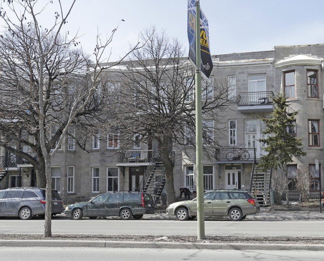 143-153 Saint-Joseph O in Montréal, QC - Building Photo - Primary Photo