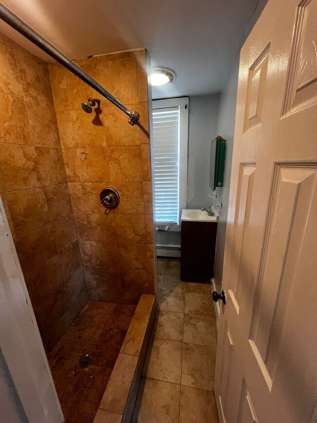 56-58-143 Harvard St in Waltham, MA - Building Photo - Building Photo