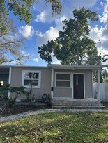 5038 37th Ave N in St. Petersburg, FL - Building Photo