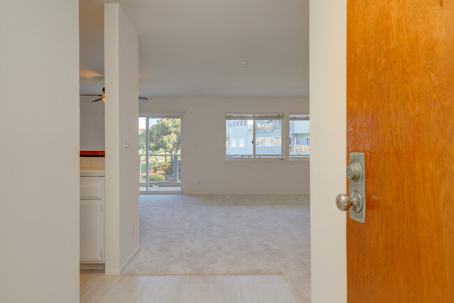 250 The Village in Redondo Beach, CA - Building Photo - Building Photo