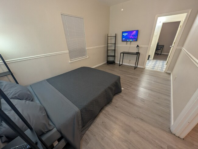 1335 Jewett St in San Antonio, TX - Building Photo - Building Photo