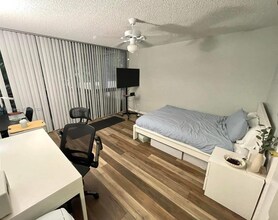 2811 SW 87th Ter in Davie, FL - Building Photo - Building Photo