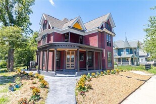 404 N State St in Greenfield, IN - Building Photo