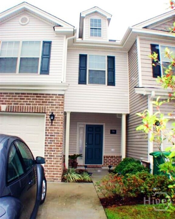 775 Canyon Oak Loop in Richmond Hill, GA - Building Photo