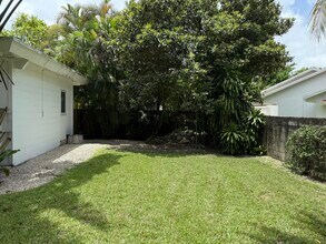 5967 SW 58th Terrace in South Miami, FL - Building Photo - Building Photo