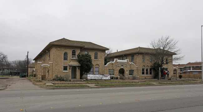 Mary Elizabeth Apartments in Fort Worth, TX - Foto de edificio - Building Photo