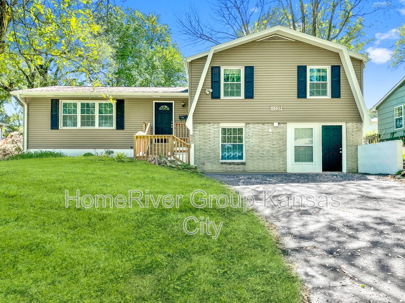 11233 Norton Ave in Kansas City, MO - Building Photo