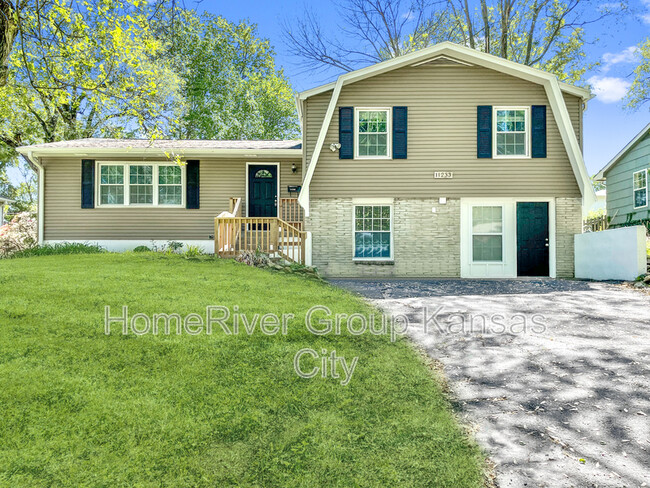 property at 11233 Norton Ave