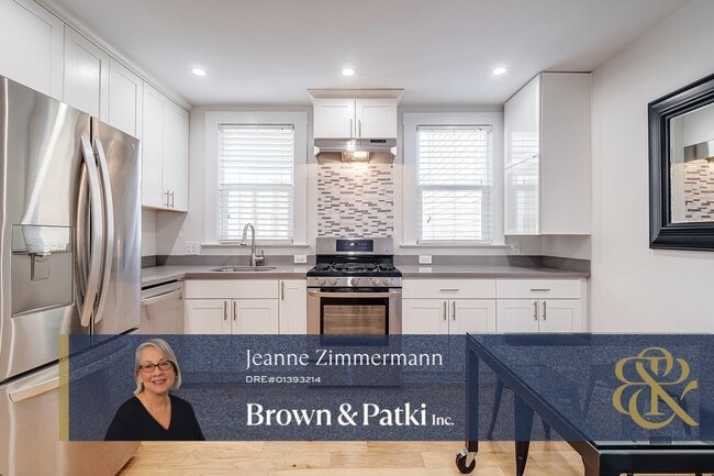 property at 39 Rosemont Pl