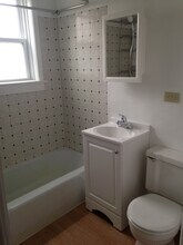 204 E 4th St, Unit 204 in Duluth, MN - Building Photo - Building Photo
