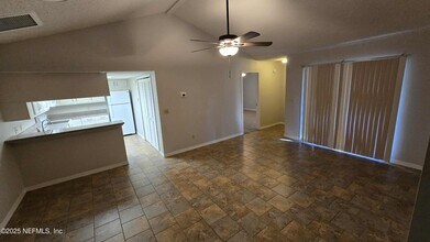 2302 Challenger Ct W in Atlantic Beach, FL - Building Photo - Building Photo