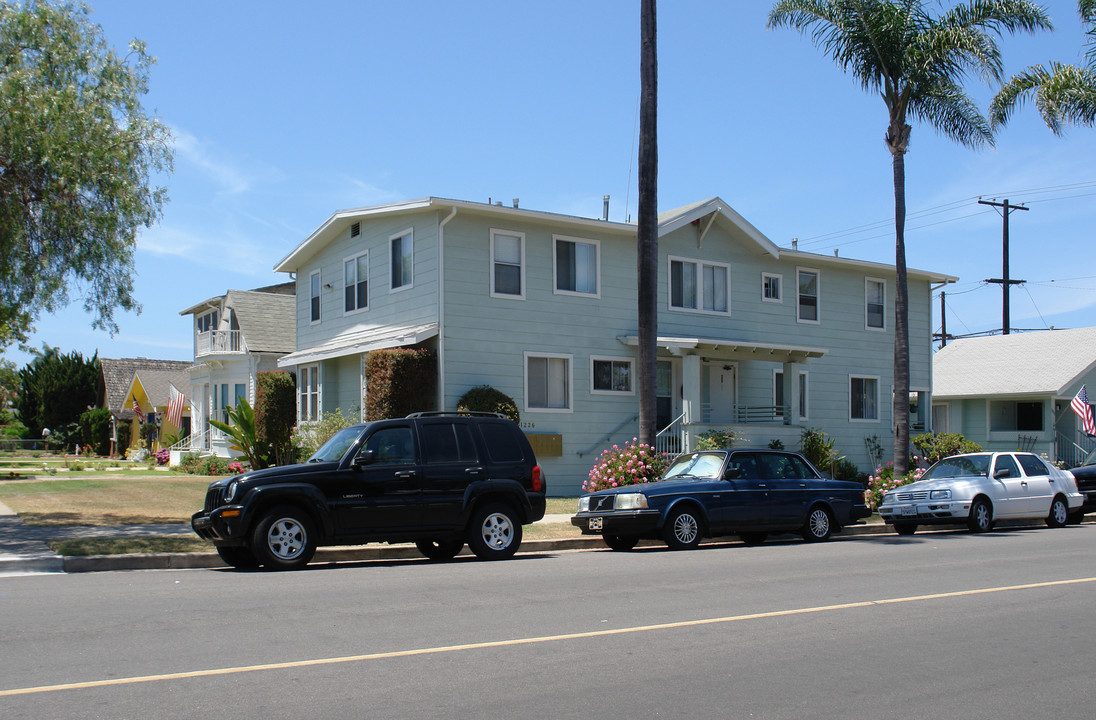 1226 9th St in Coronado, CA - Building Photo