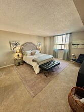Grandin House in Cincinnati, OH - Building Photo - Building Photo