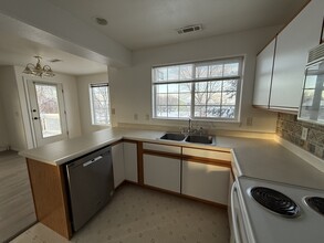 2940 W Villard St, Unit H in Bozeman, MT - Foto de edificio - Building Photo