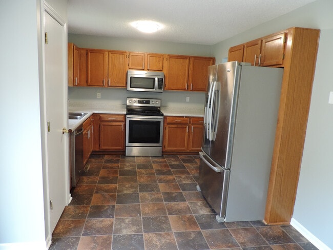 421 Swallow St in Warrensburg, MO - Building Photo - Building Photo