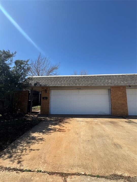 6435 N Peniel Ave in Oklahoma City, OK - Building Photo