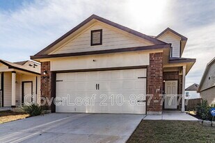 2450 Dry Moss Way in San Antonio, TX - Building Photo