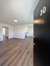 16-32 Avon Ave in Napa, CA - Building Photo - Building Photo