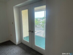 75 Washington Ave in Hamden, CT - Building Photo - Building Photo