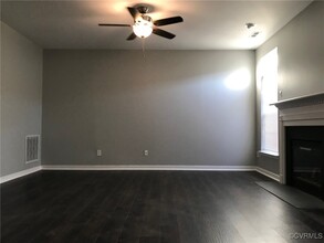 4005 Aspen View Ct in Richmond, VA - Building Photo - Building Photo