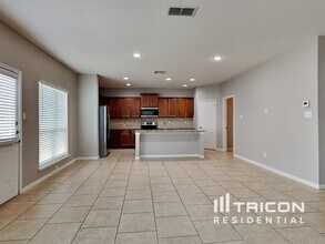 11308 Jazzstar in San Antonio, TX - Building Photo - Building Photo