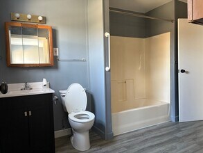 941 Fairwood Ave in Marion, OH - Building Photo - Building Photo