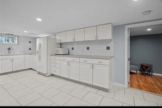 45 Dewey Ave, Unit 45 Dewey in Pawtucket, RI - Building Photo - Building Photo