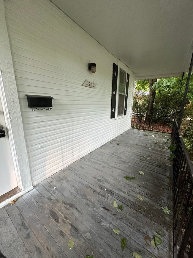 2230 N Ramsey Ave in Springfield, MO - Building Photo - Building Photo