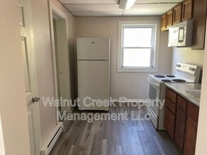 362 Furnace St in Elyria, OH - Foto de edificio - Building Photo