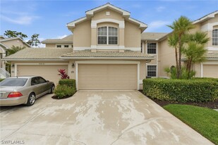 28121 Hiram St in Bonita Springs, FL - Building Photo