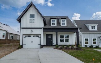 169 Patton Wy in Hoover, AL - Building Photo