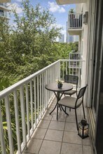 126 SW 17th Rd in Miami, FL - Building Photo - Building Photo