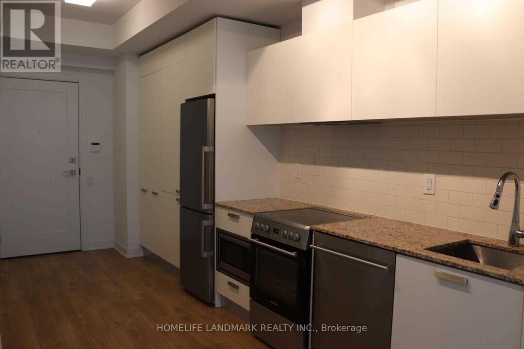 50A-1750 Charles St E in Toronto, ON - Building Photo