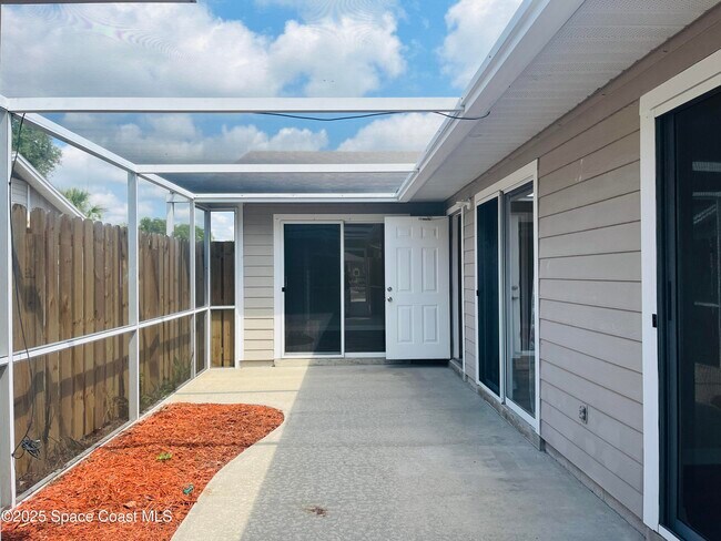 1920 Quail Ridge Ct in Cocoa, FL - Building Photo - Building Photo